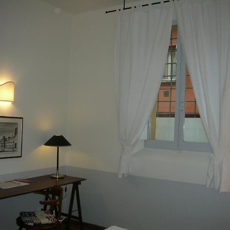 Nice Apartments In Downtown Bologna Ngoại thất bức ảnh