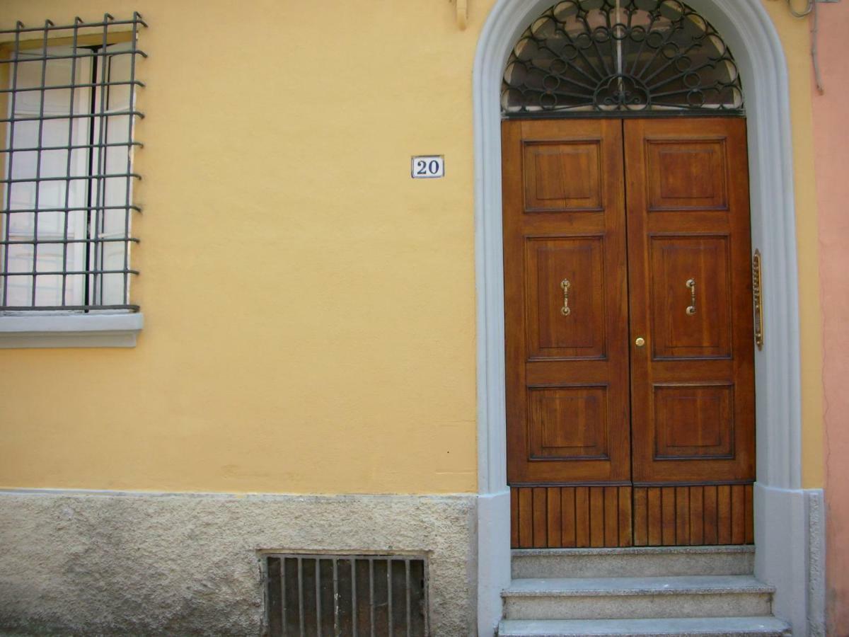 Nice Apartments In Downtown Bologna Ngoại thất bức ảnh
