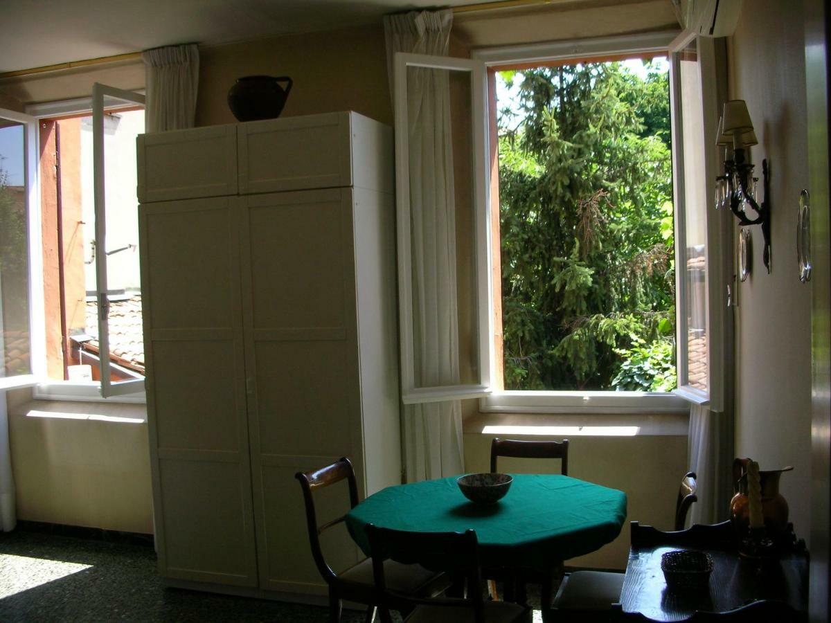 Nice Apartments In Downtown Bologna Ngoại thất bức ảnh