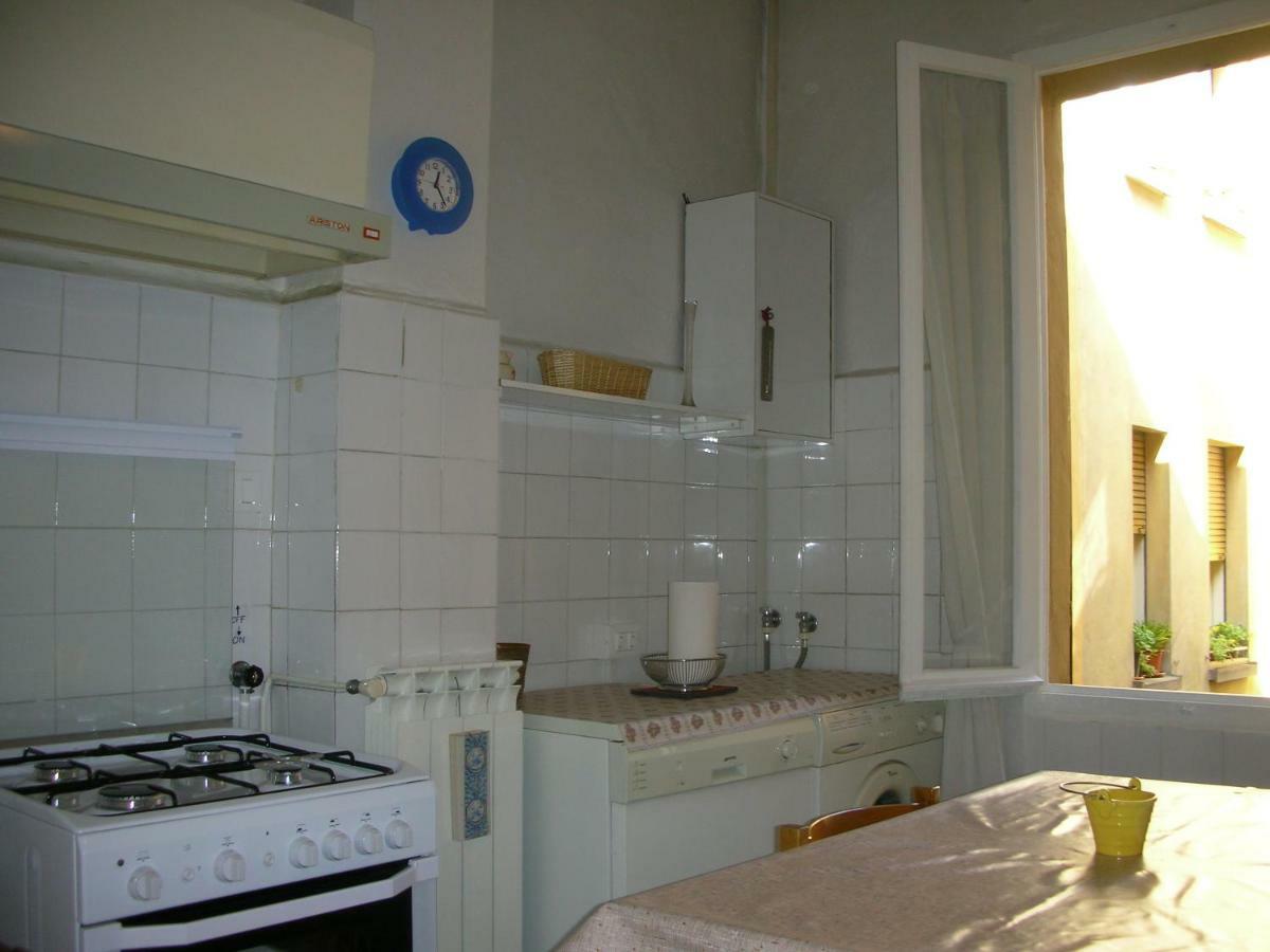 Nice Apartments In Downtown Bologna Ngoại thất bức ảnh