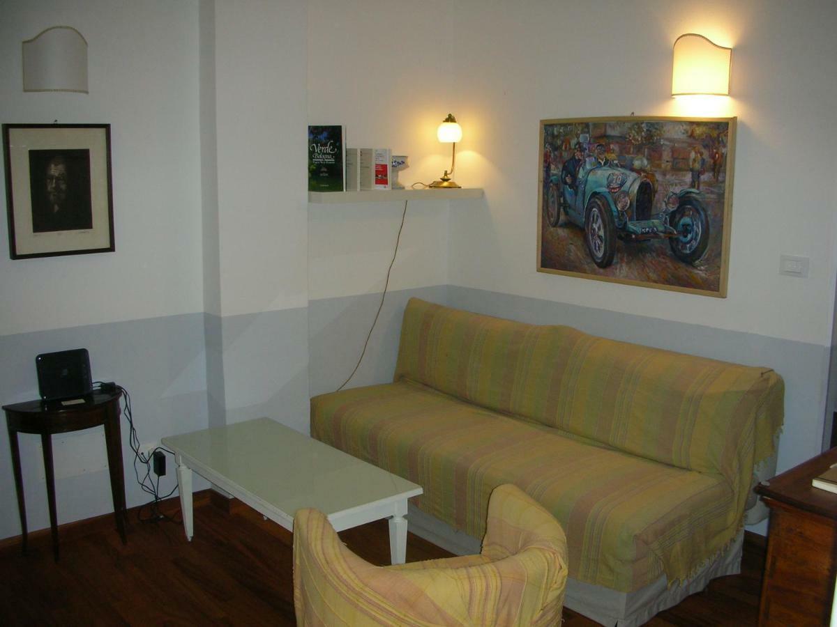 Nice Apartments In Downtown Bologna Ngoại thất bức ảnh