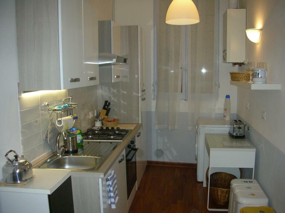 Nice Apartments In Downtown Bologna Ngoại thất bức ảnh