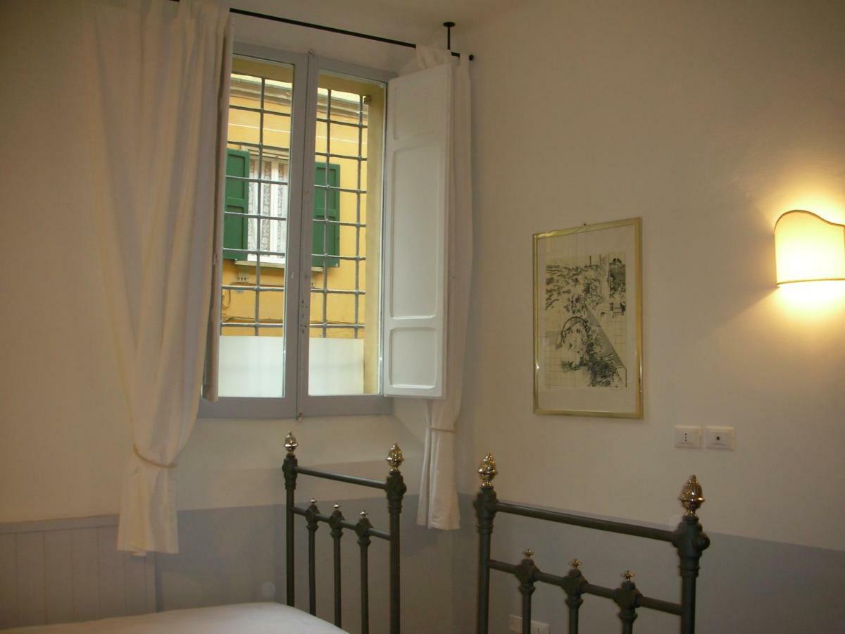 Nice Apartments In Downtown Bologna Ngoại thất bức ảnh